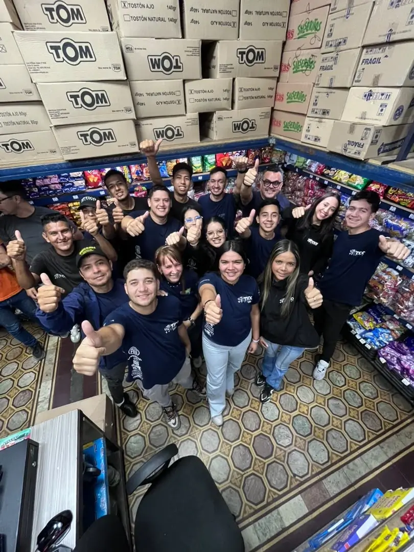 Nuestro equipo - Tico Rico JL